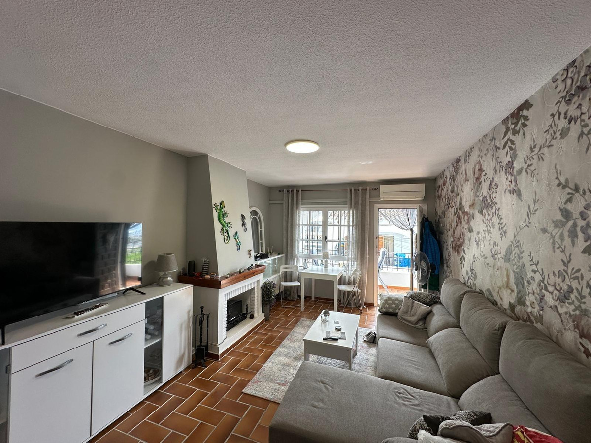 Se vende Bungalow de 2 dormitorios en Costa Blanca, Alicante, España