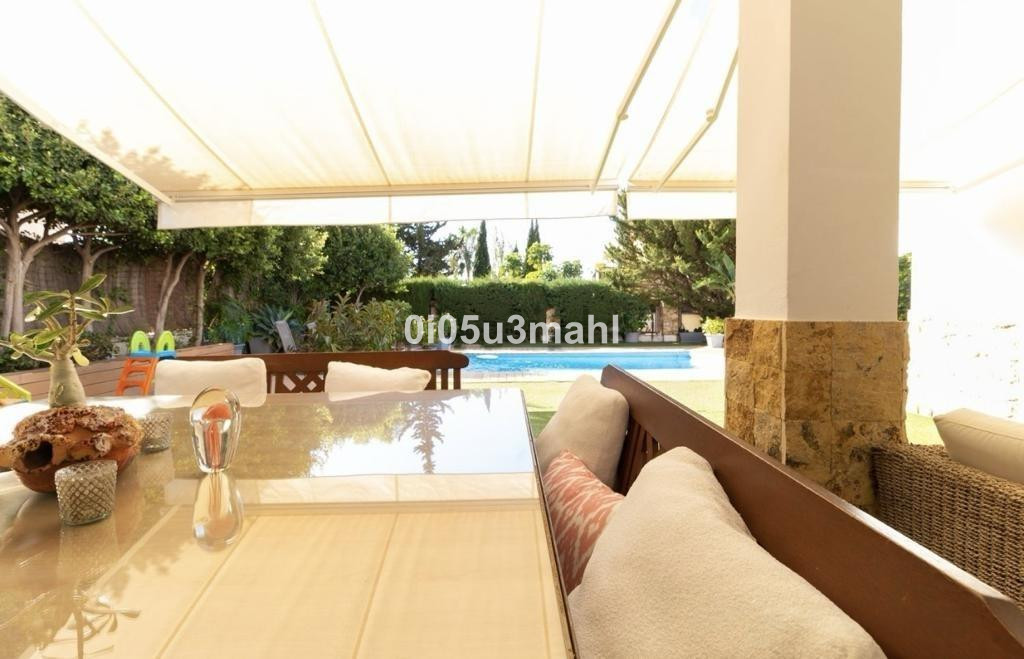 5 Bed Townhouse for sale in Pinares De San Antón Málaga Ciudad, Málaga, Spain