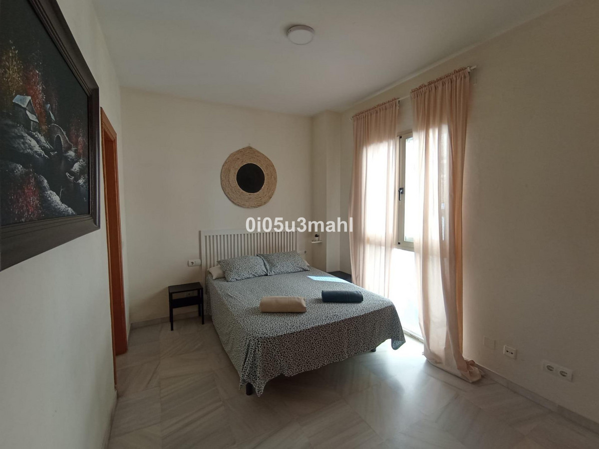 3 Bed Apartment for sale in Centro Histórico Málaga Ciudad, Málaga, Spain