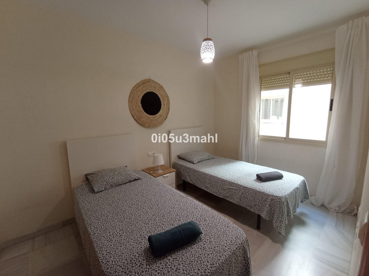 3 Bed Apartment for sale in Centro Histórico Málaga Ciudad, Málaga, Spain