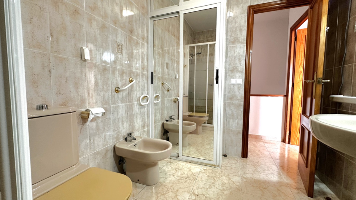 3 Bed Apartment for sale in Orihuela Costa Blanca, Alicante, Spain