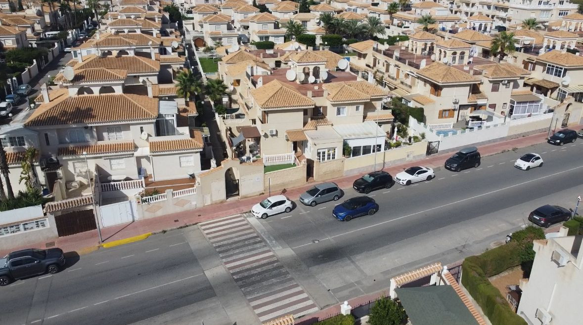3 Bed Apartment for sale in Orihuela Costa Blanca, Alicante, Spain