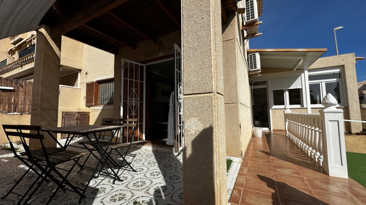 3 Bed Apartment for sale in Orihuela Costa Blanca, Alicante, Spain