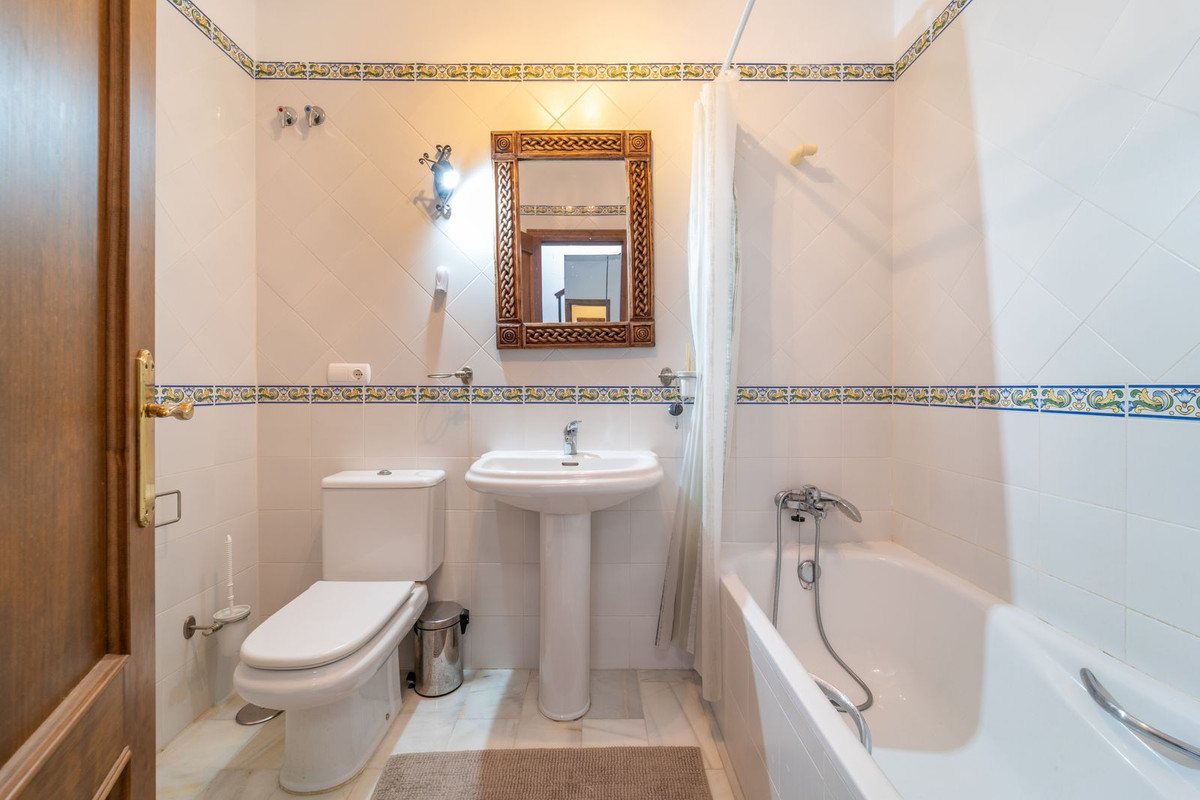 3 Bed Townhouse for sale in Marbella Costa Del Sol, Málaga, Spain