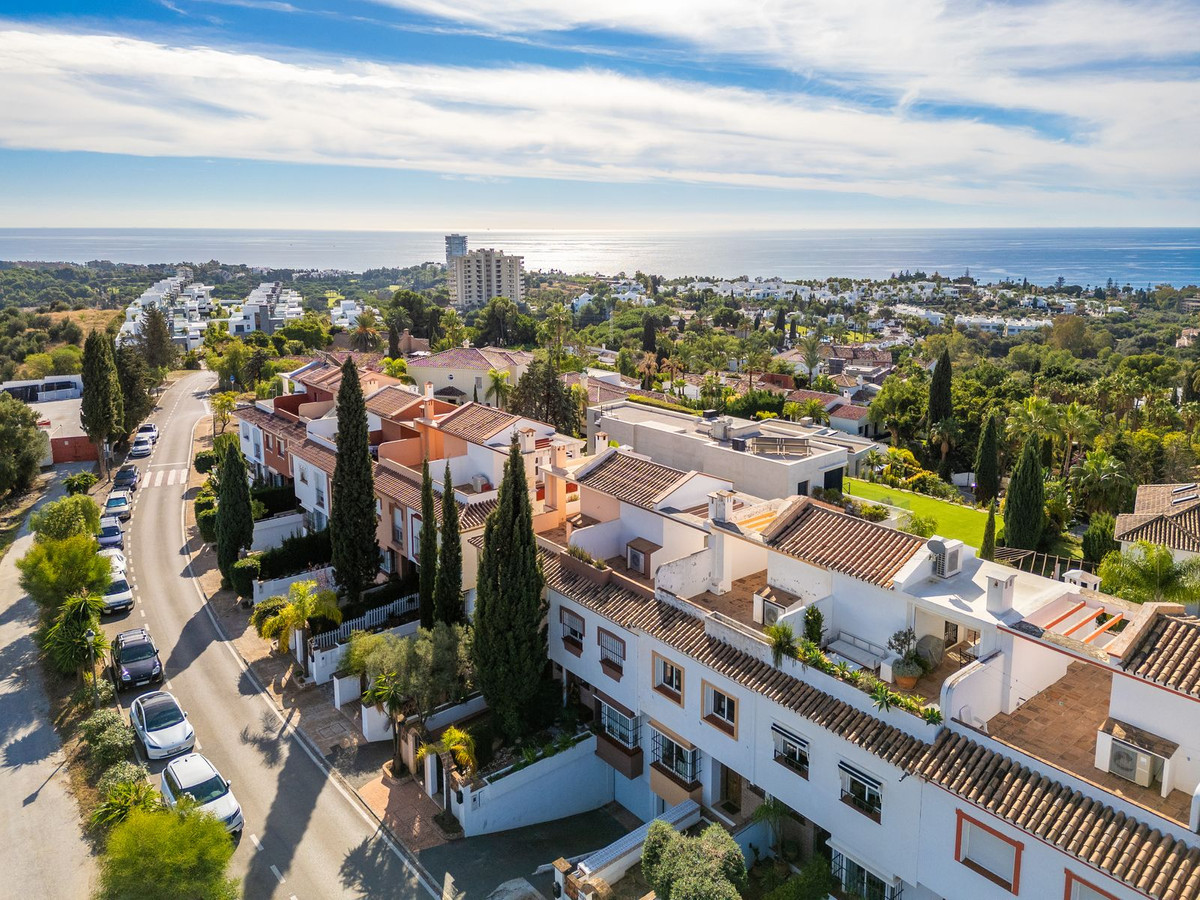 3 Bed Townhouse for sale in Marbella Costa Del Sol, Málaga, Spain