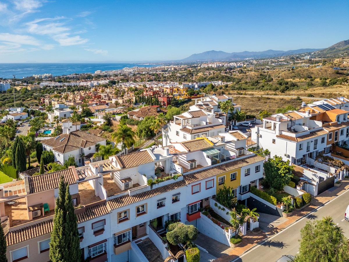 3 Bed Townhouse for sale in Marbella Costa Del Sol, Málaga, Spain