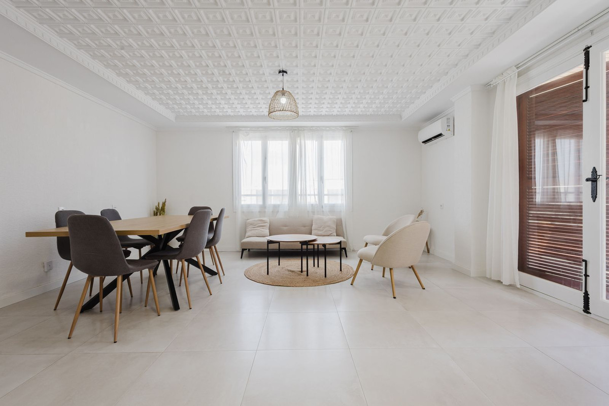 3 Bed Apartment for sale in Torrevieja Costa Blanca, Alicante, Spain