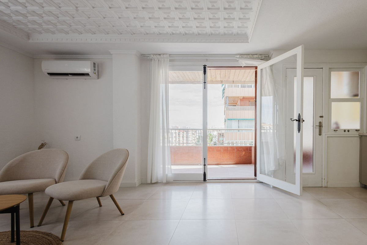 3 Bed Apartment for sale in Torrevieja Costa Blanca, Alicante, Spain
