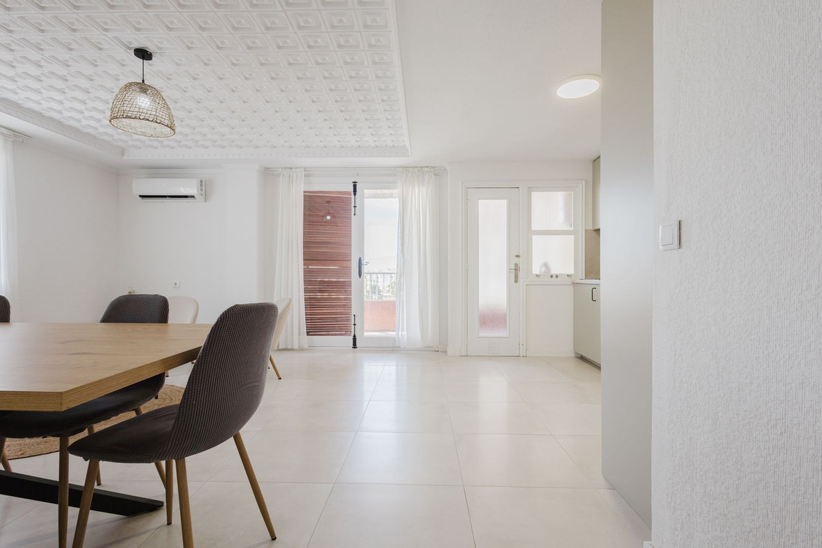 3 Bed Apartment for sale in Torrevieja Costa Blanca, Alicante, Spain