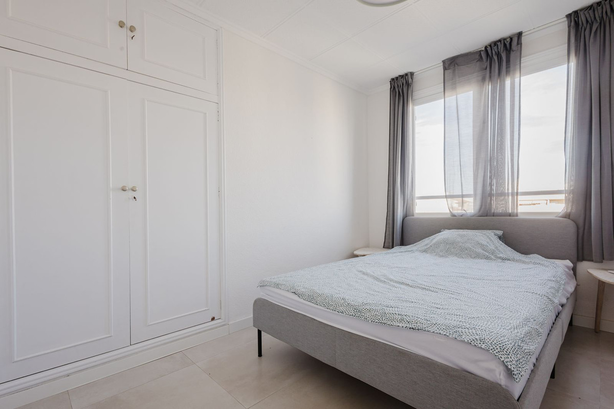 3 Bed Apartment for sale in Torrevieja Costa Blanca, Alicante, Spain