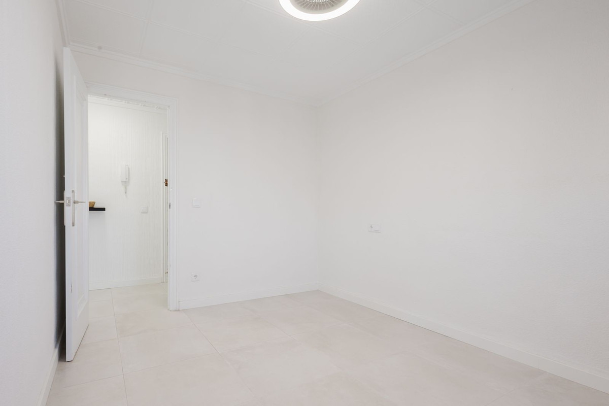 3 Bed Apartment for sale in Torrevieja Costa Blanca, Alicante, Spain