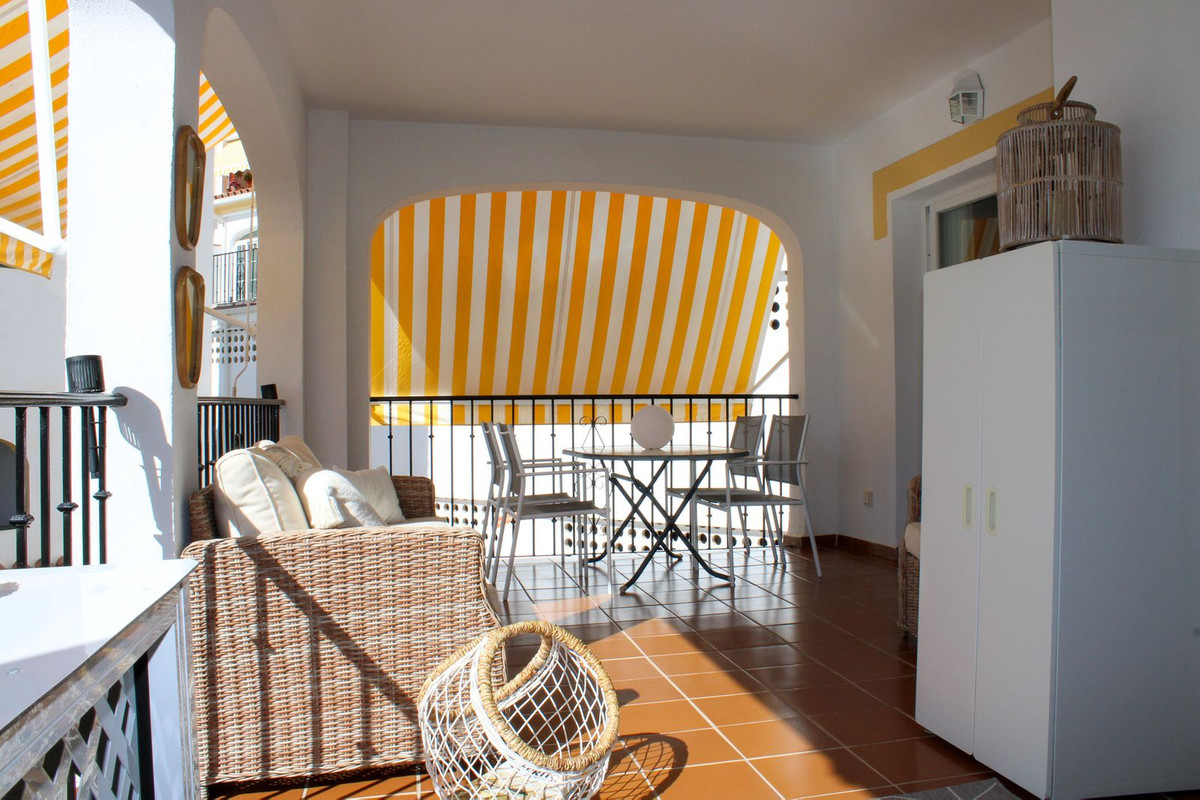 2 Bed Apartment for sale in Nerja Costa Del Sol East, Málaga, Spain