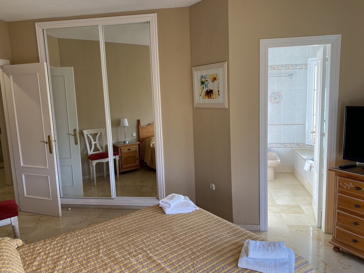 3 Bed Apartment for sale in Mijas Costa Del Sol, Málaga, Spain