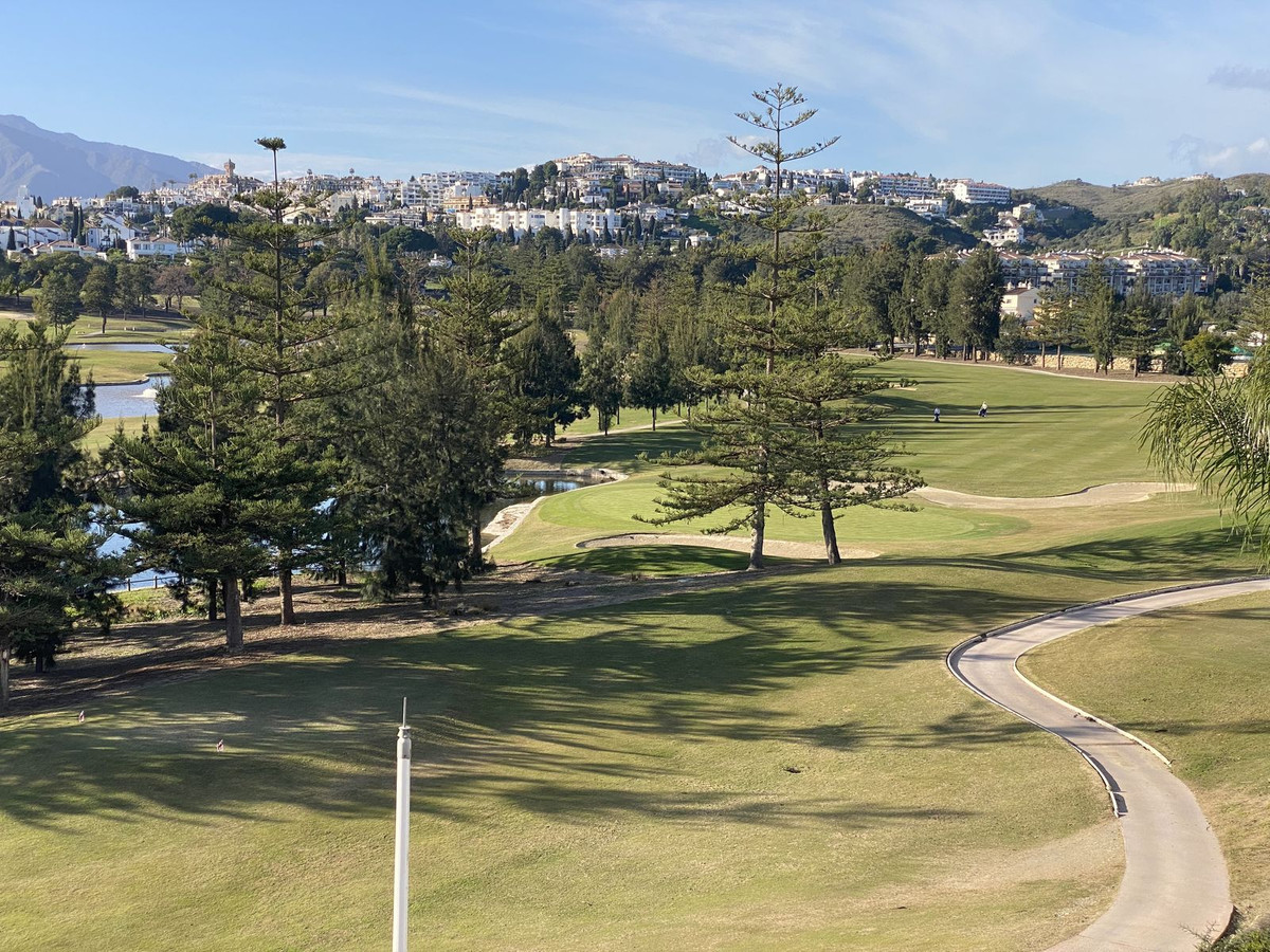 3 Bed Apartment for sale in Mijas Costa Del Sol, Málaga, Spain