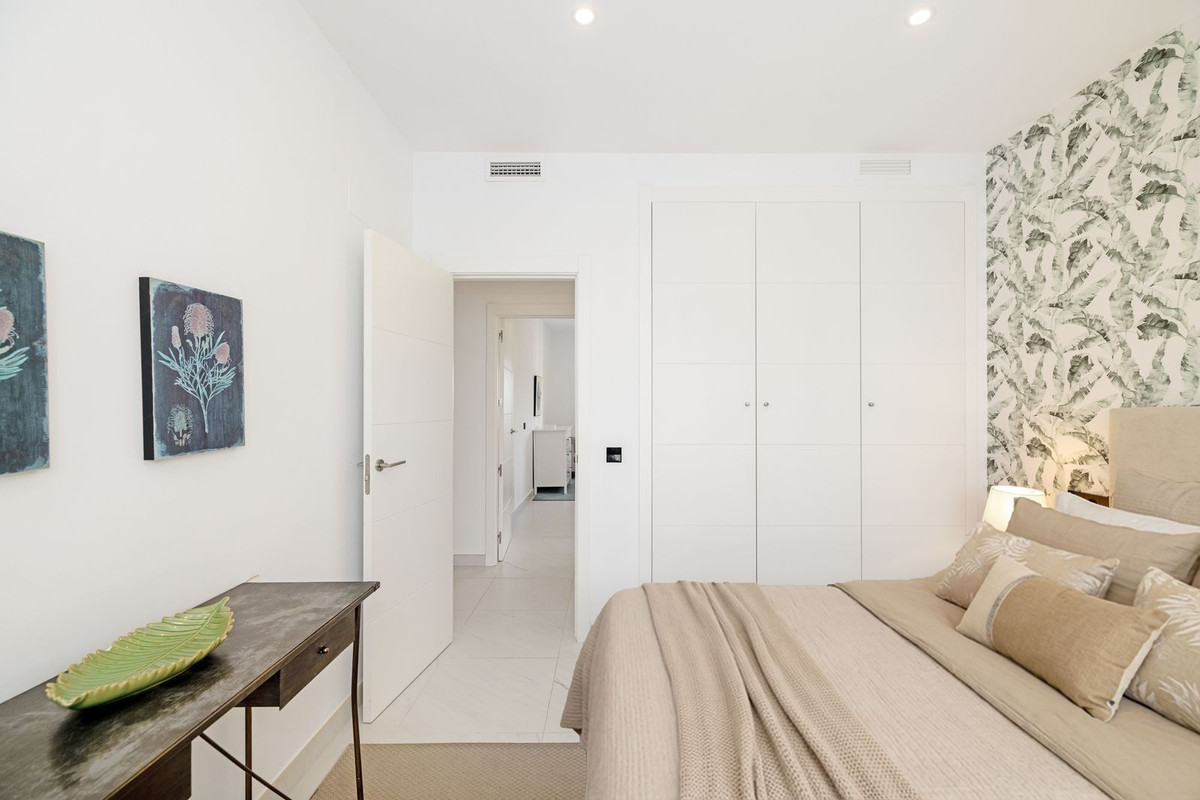 Se vende Apartamento Planta Media de 2 dormitorios en Costa Del Sol, Málaga, España