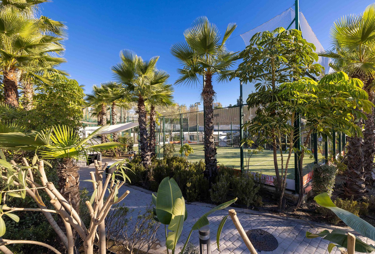 Se vende Apartamento Planta Media de 2 dormitorios en Costa Del Sol, Málaga, España