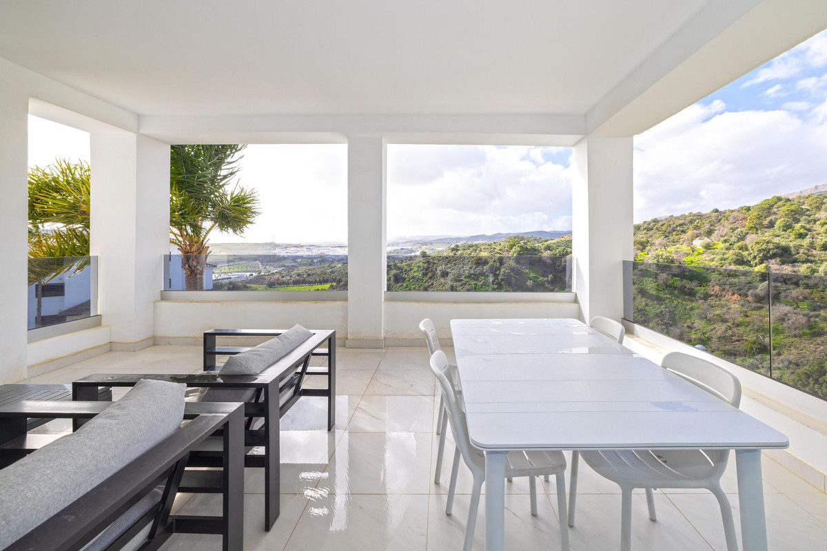Se vende Apartamento Planta Media de 2 dormitorios en Costa Del Sol, Málaga, España
