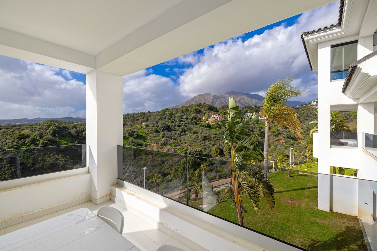 Se vende Apartamento Planta Media de 2 dormitorios en Costa Del Sol, Málaga, España
