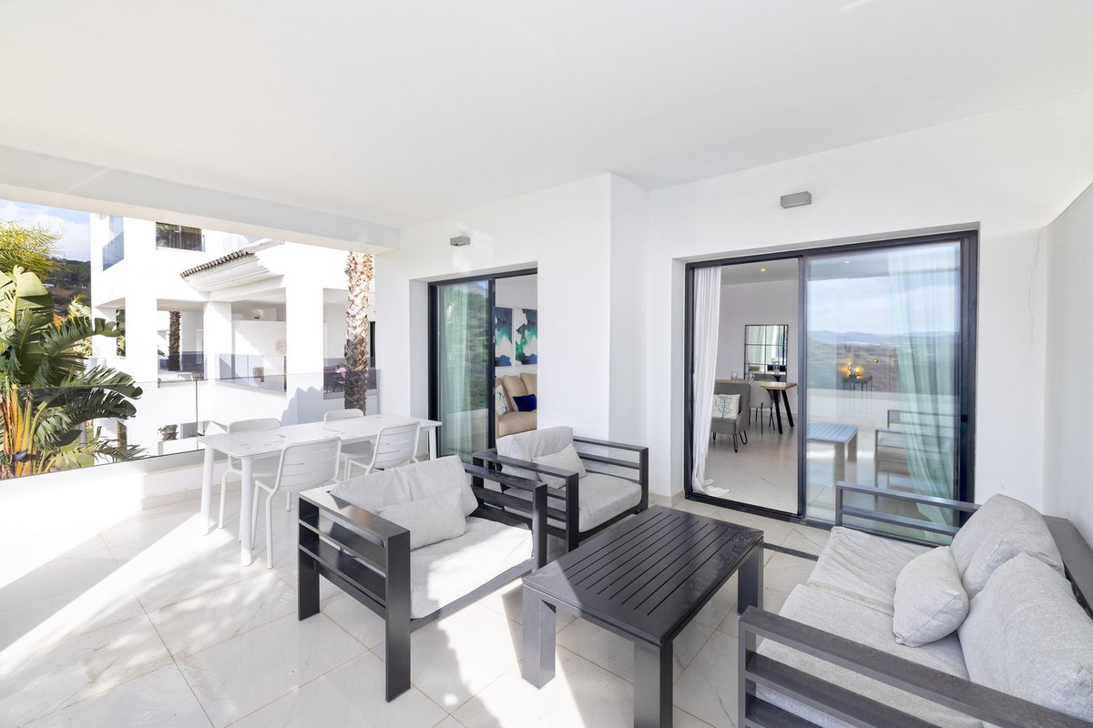 Se vende Apartamento Planta Media de 2 dormitorios en Costa Del Sol, Málaga, España