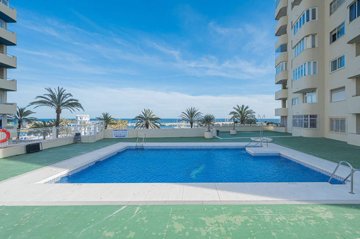 2 Bed Apartment for sale in Estepona Costa Del Sol, Málaga, Spain