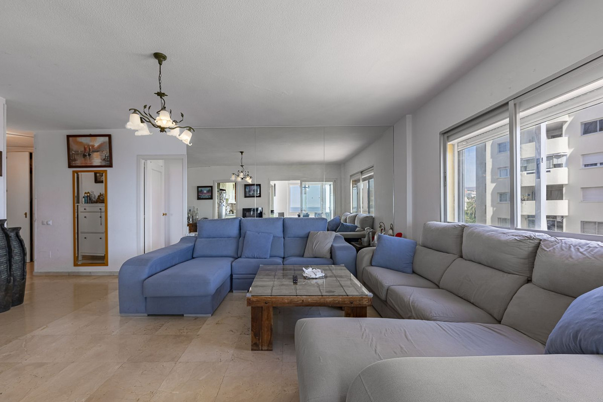 2 Bed Apartment for sale in Estepona Costa Del Sol, Málaga, Spain