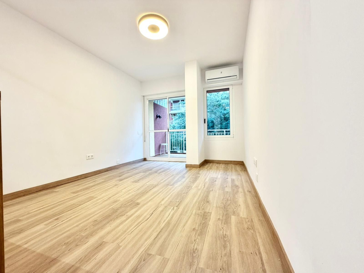 Se vende Apartamento Planta Media de 1 dormitorios en Costa Del Sol, Málaga, España