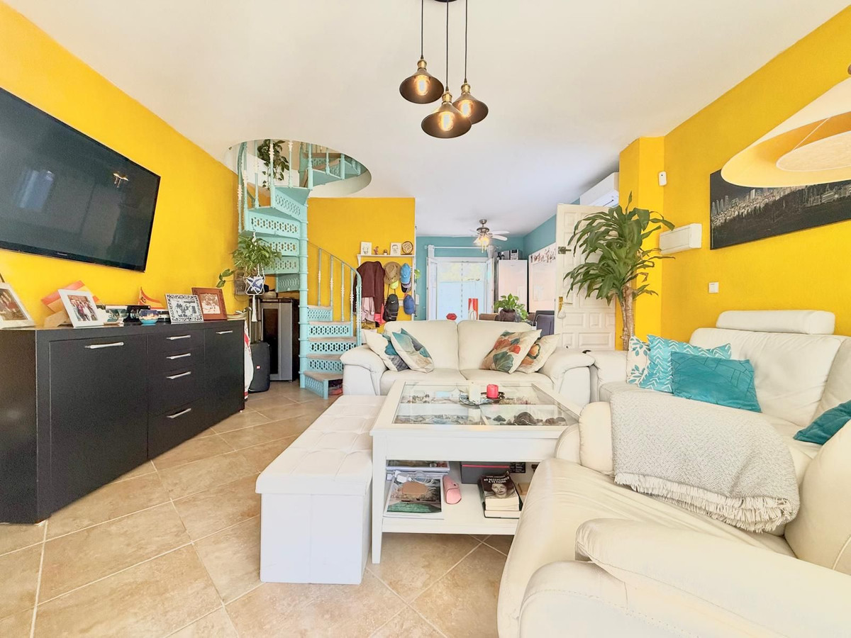 Se vende Pareada de 2 dormitorios en Costa Del Sol, Málaga, España