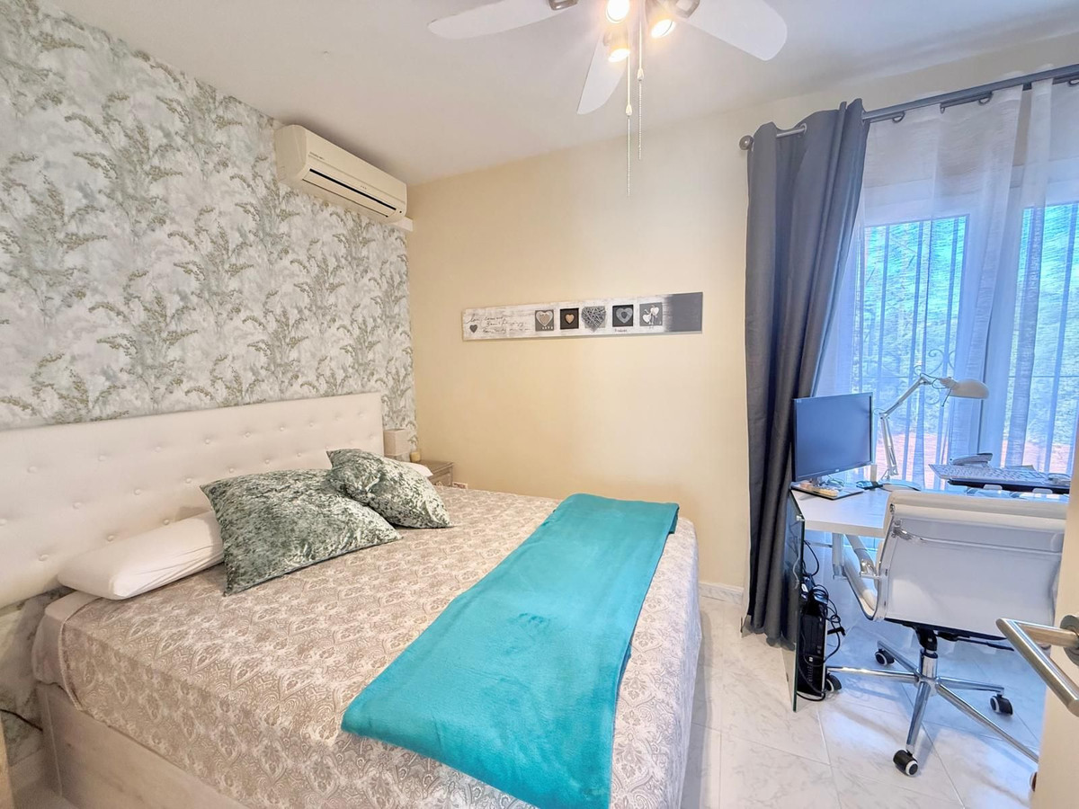 Se vende Pareada de 2 dormitorios en Costa Del Sol, Málaga, España