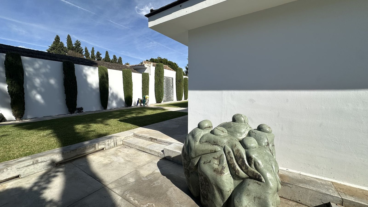 Se vende Villa - Chalet de 6 dormitorios en Costa Del Sol, Málaga, España