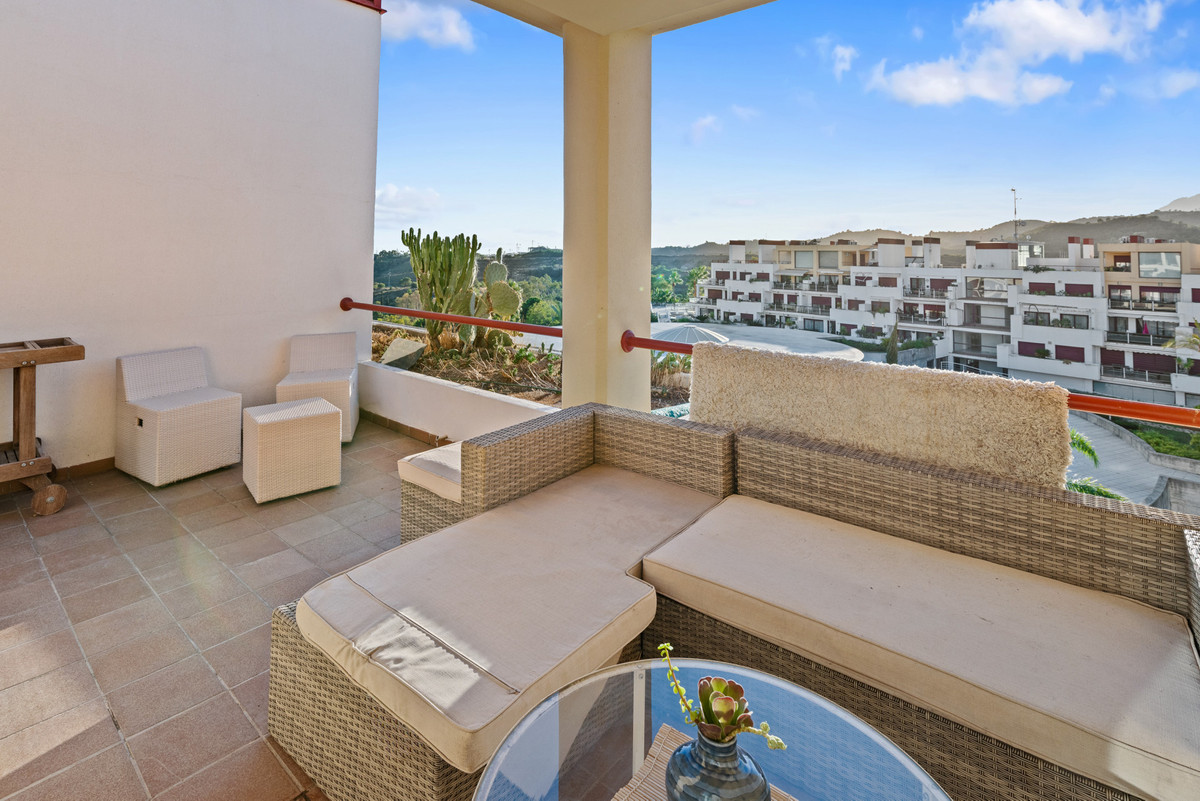 2 Bed Apartment for sale in Estepona Costa Del Sol, Málaga, Spain
