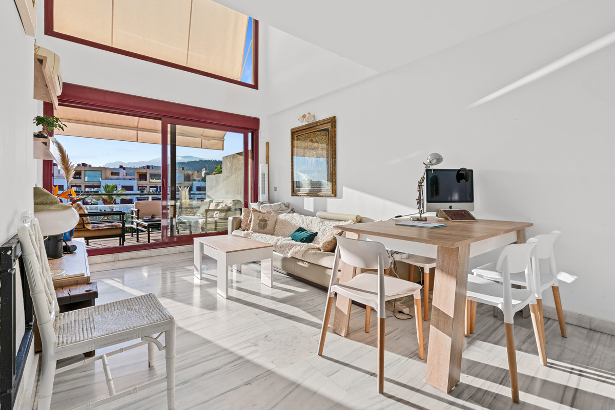 2 Bed Apartment for sale in Estepona Costa Del Sol, Málaga, Spain
