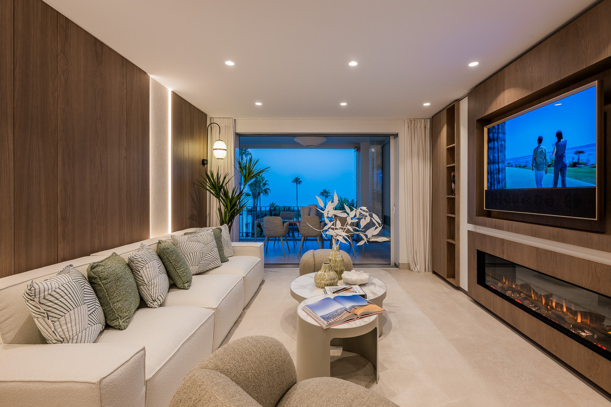 3 Bed Apartment for sale in Estepona Costa Del Sol, Málaga, Spain