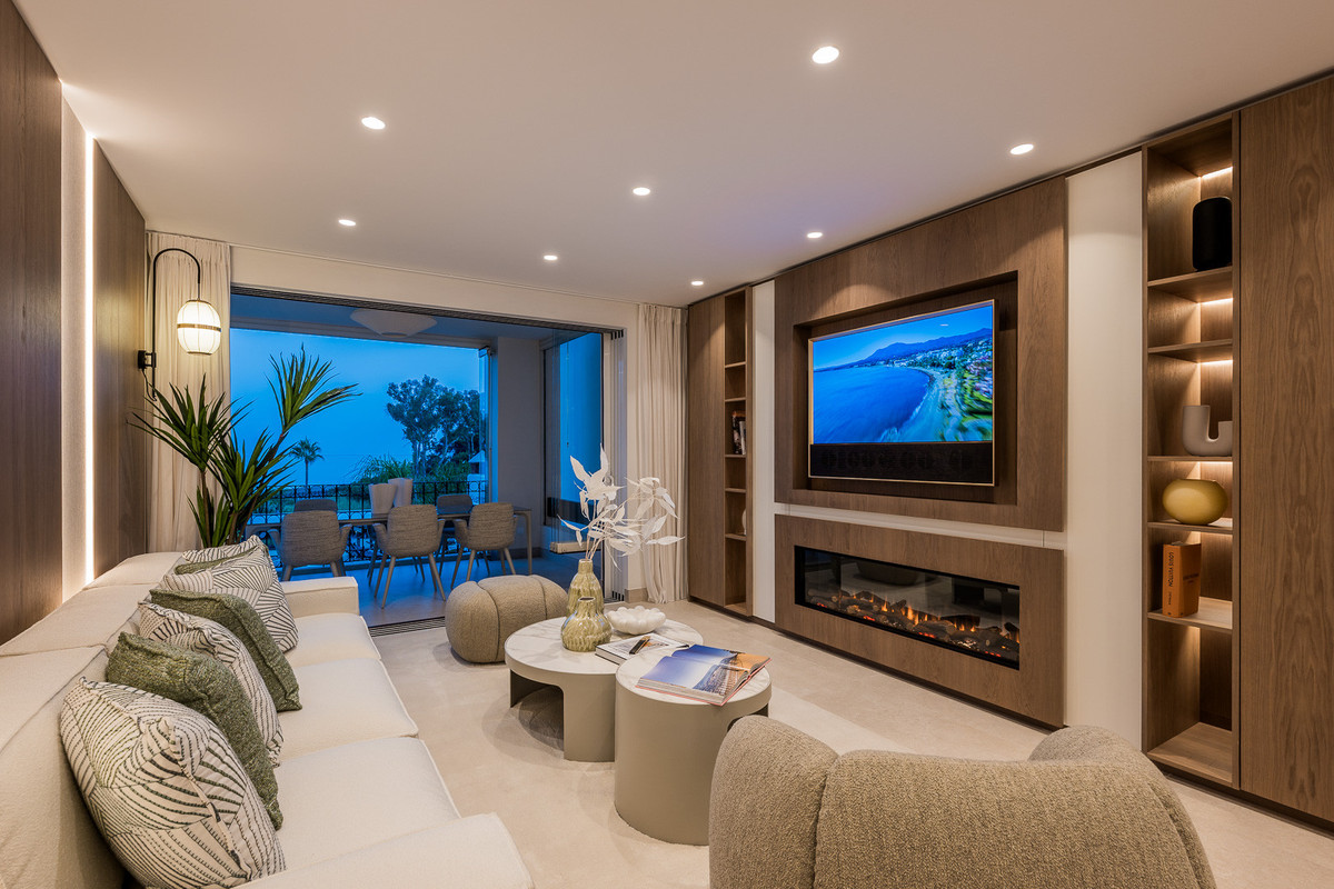 3 Bed Apartment for sale in Estepona Costa Del Sol, Málaga, Spain