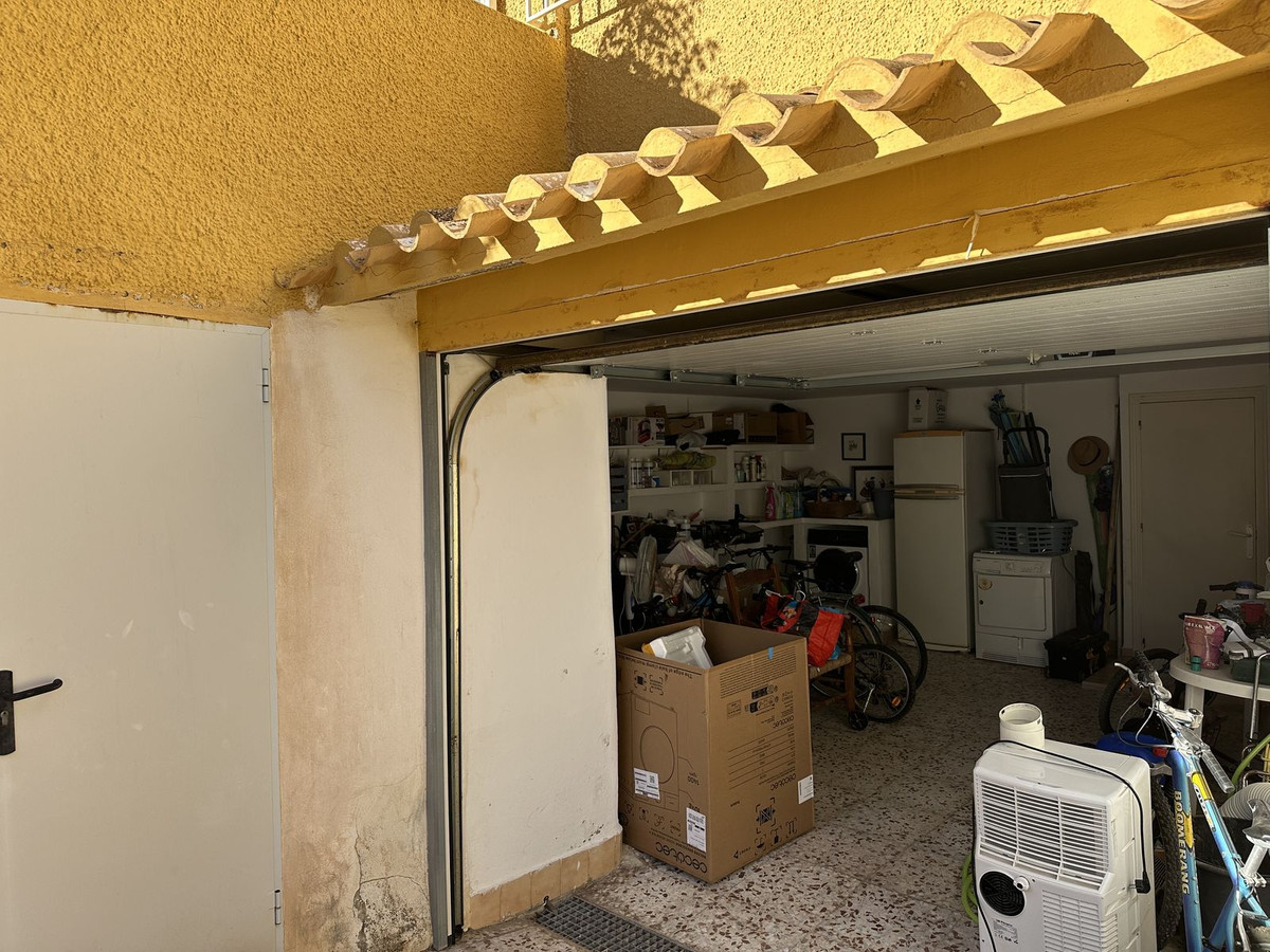 Se vende Adosada de 4 dormitorios en Costa Blanca, Alicante, España