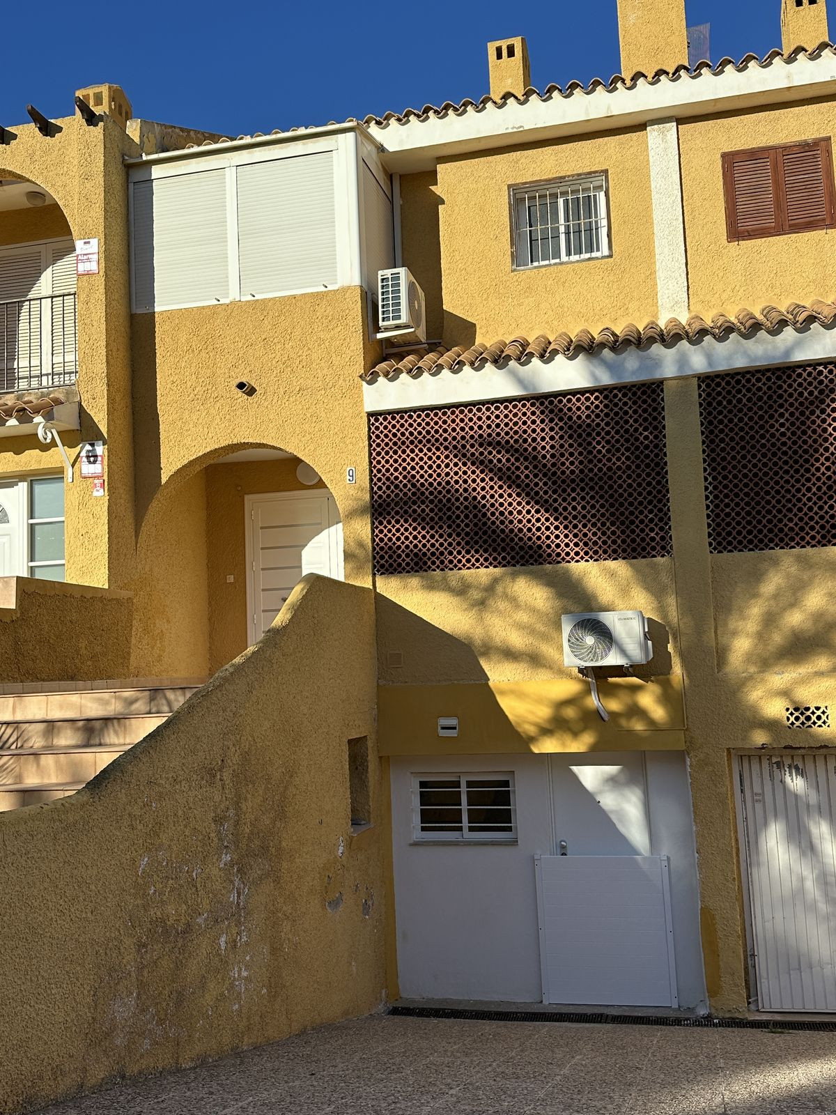 Se vende Adosada de 4 dormitorios en Costa Blanca, Alicante, España