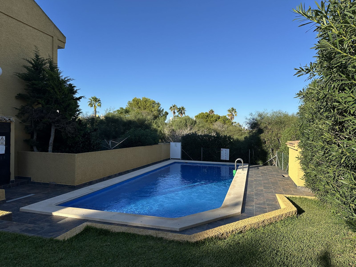 Se vende Adosada de 4 dormitorios en Costa Blanca, Alicante, España