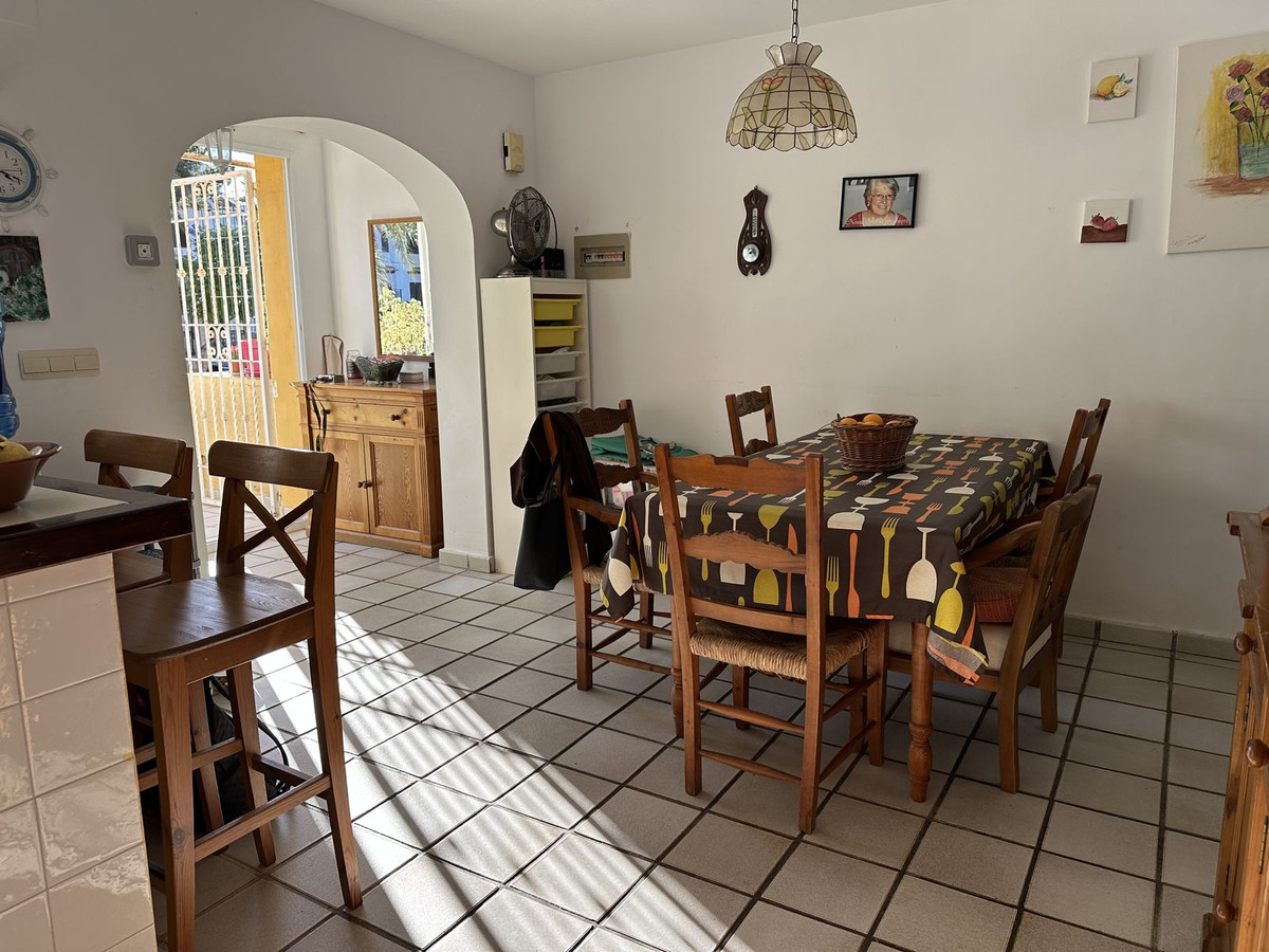 Se vende Adosada de 4 dormitorios en Costa Blanca, Alicante, España