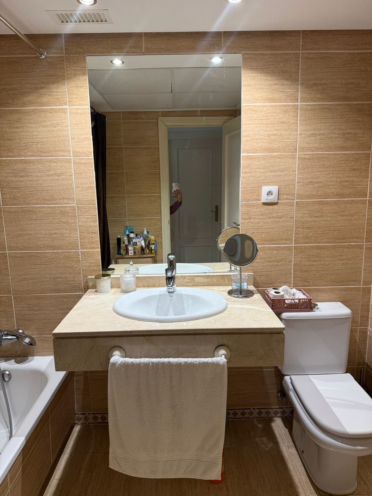 2 Bed Apartment for sale in Nueva Andalucía Costa Del Sol, Málaga, Spain