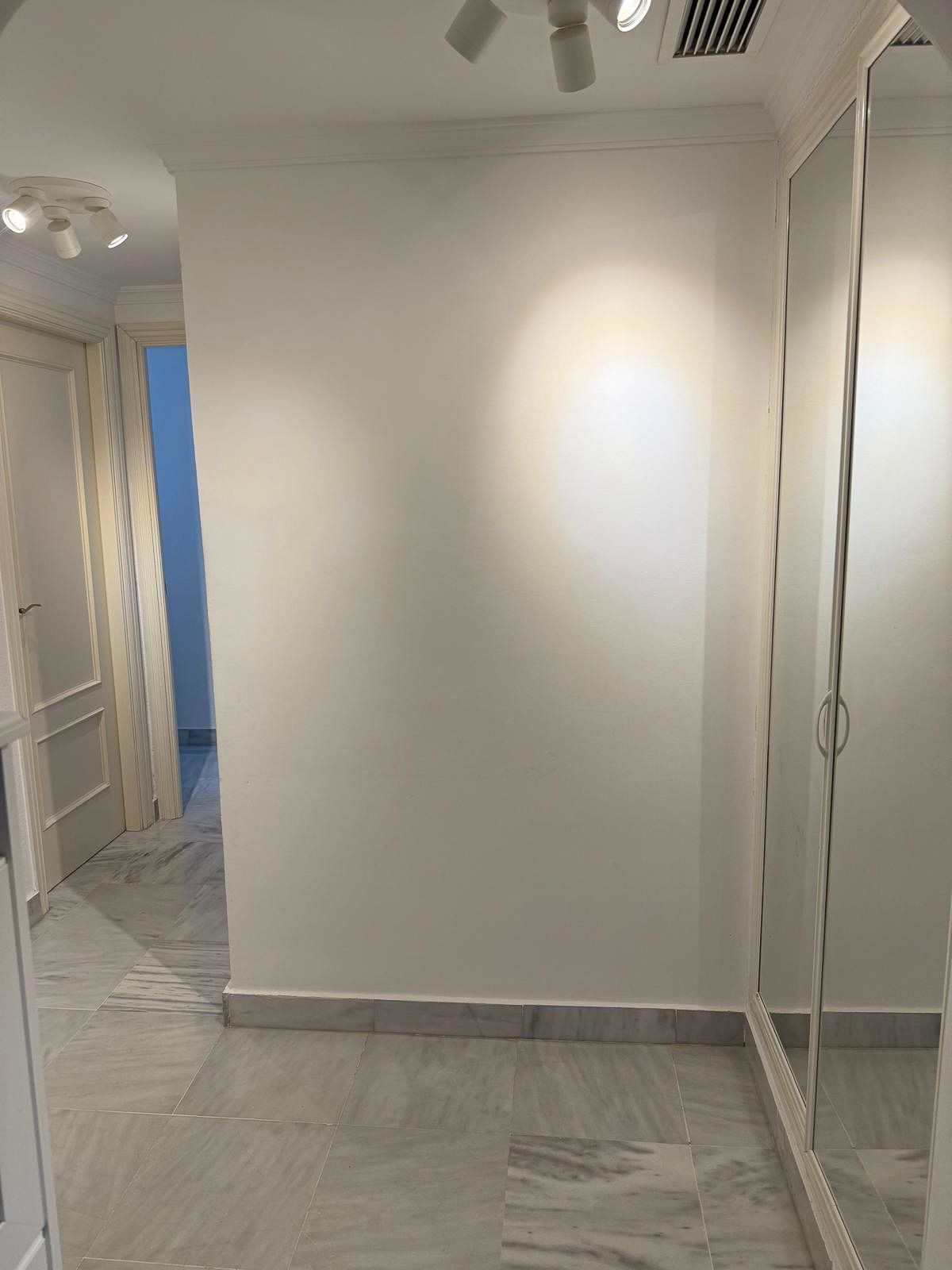 2 Bed Apartment for sale in Nueva Andalucía Costa Del Sol, Málaga, Spain
