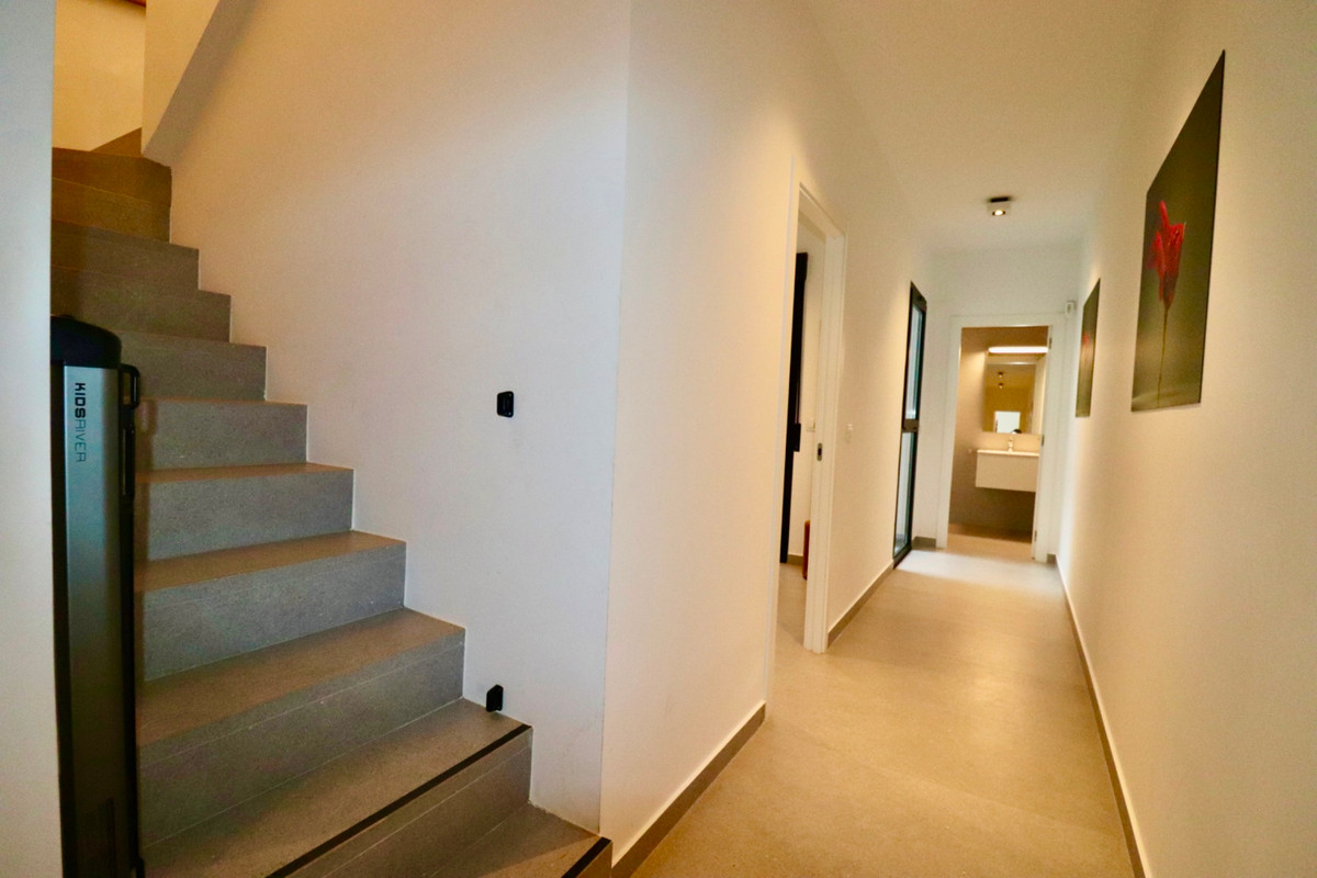 Se vende Apartamento Planta Baja de 3 dormitorios en Costa Blanca, Alicante, España