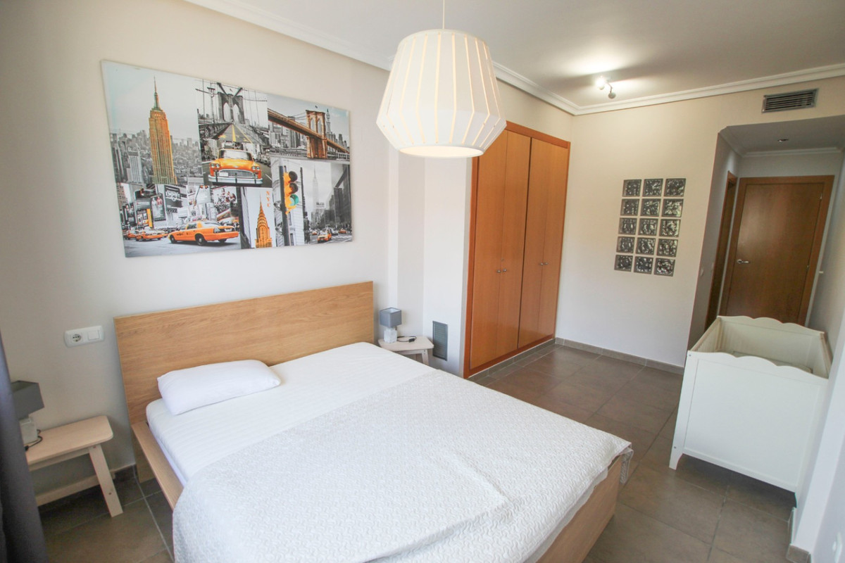 Se vende Pareada de 4 dormitorios en Costa Blanca, Alicante, España