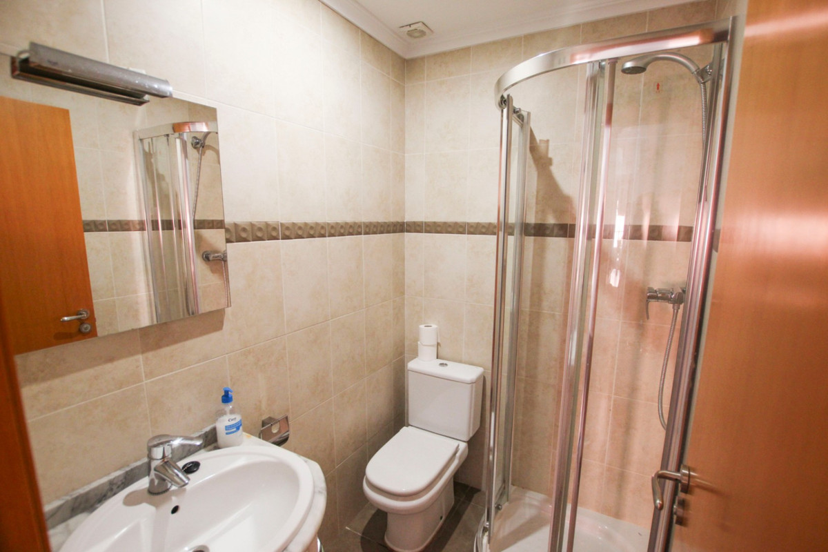 Se vende Pareada de 4 dormitorios en Costa Blanca, Alicante, España