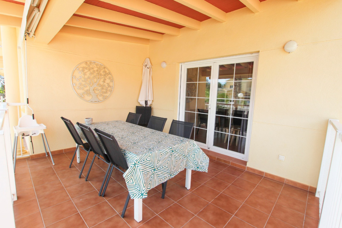 Se vende Pareada de 4 dormitorios en Costa Blanca, Alicante, España