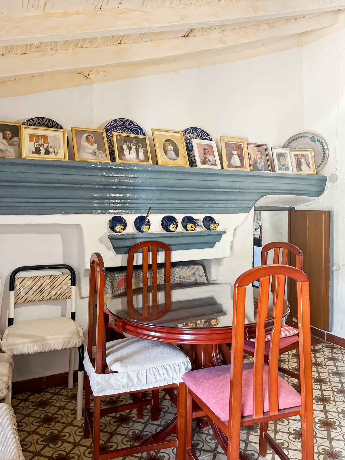 6 Bed Townhouse for sale in Comares Costa Del Sol East, Málaga, Spain