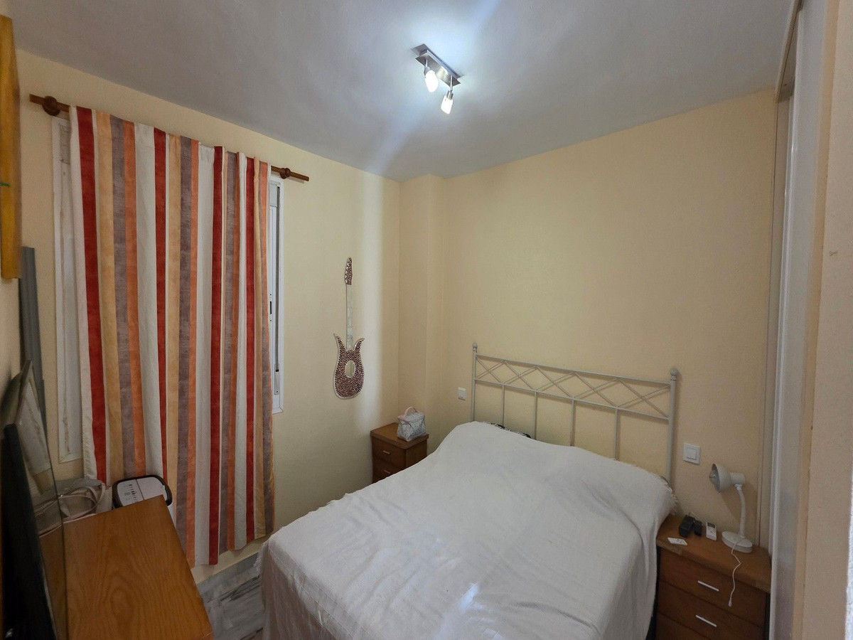 Se vende Apartamento Planta Media de 3 dormitorios en Costa Del Sol, Málaga, España