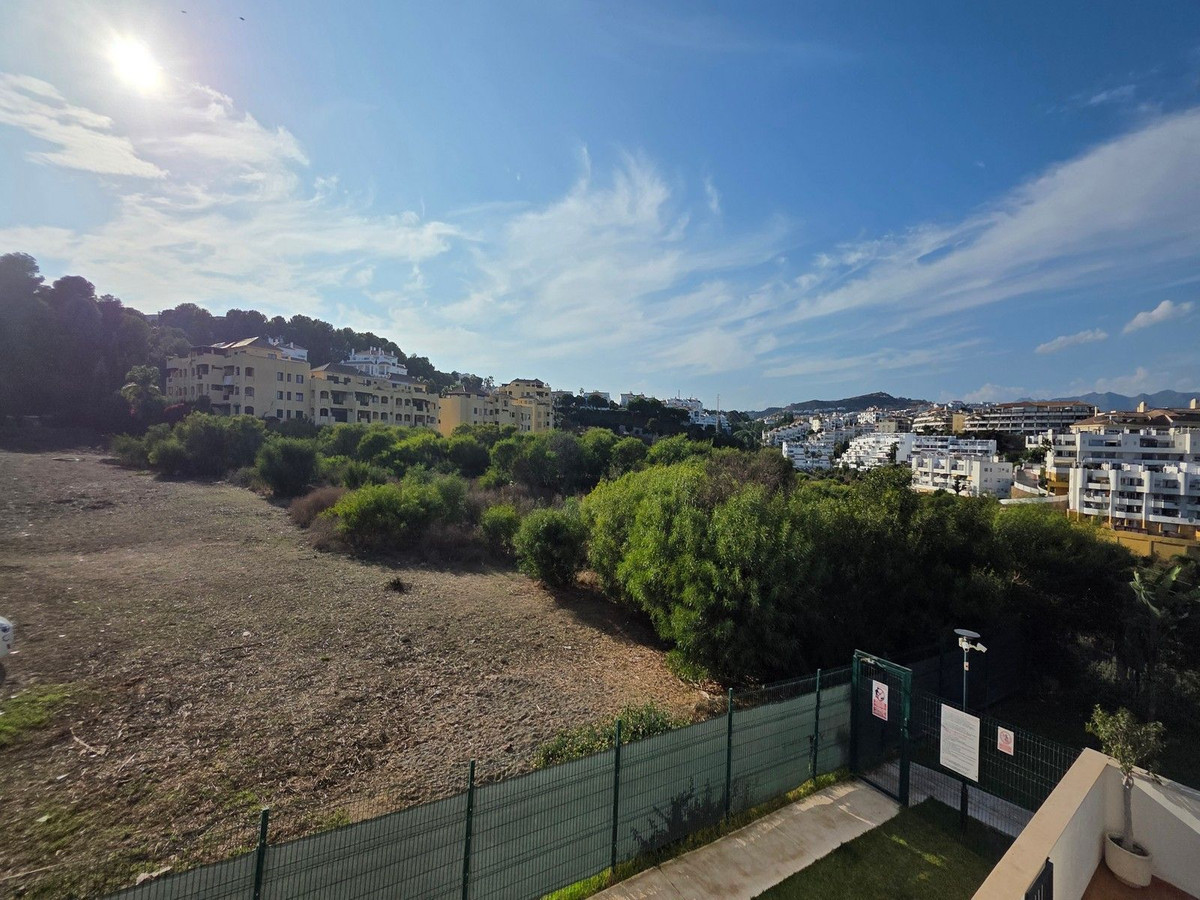 Se vende Apartamento Planta Media de 3 dormitorios en Costa Del Sol, Málaga, España