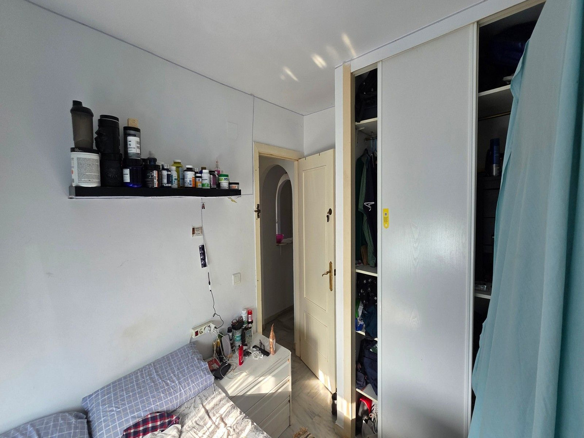 Se vende Apartamento Planta Media de 3 dormitorios en Costa Del Sol, Málaga, España