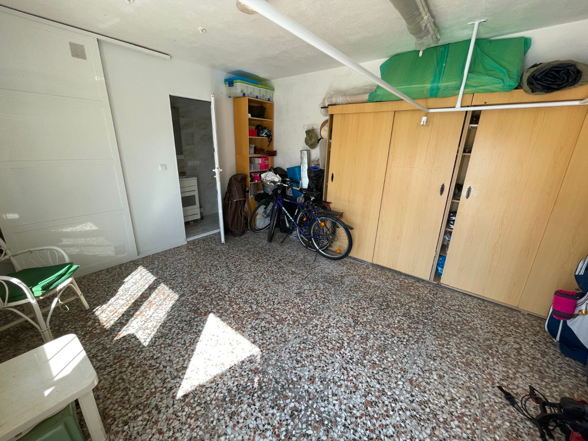 Se vende Villa - Chalet de 3 dormitorios en Costa Blanca, Alicante, España