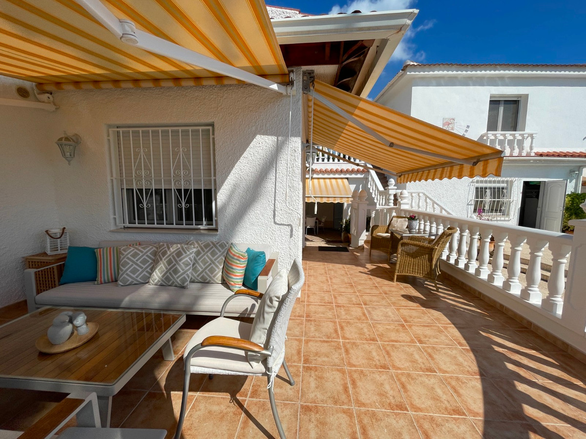 Se vende Villa - Chalet de 3 dormitorios en Costa Blanca, Alicante, España