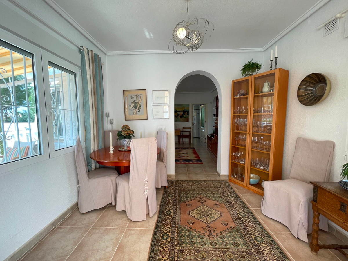 Se vende Villa - Chalet de 3 dormitorios en Costa Blanca, Alicante, España
